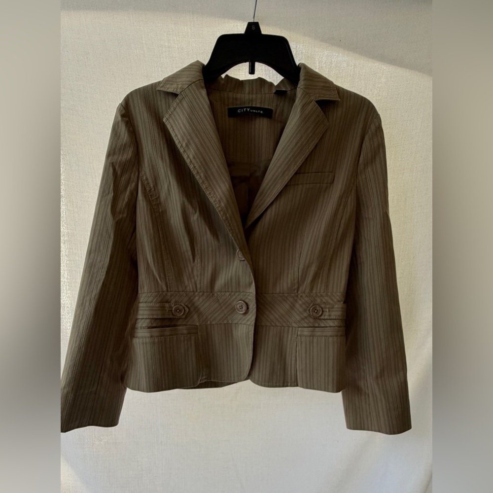 NWoT City Unlimited Blazer Olive Green Pinstripe 8